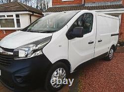 2015 Vivaro Window Cleaning Van New 800 Ltr Water Fed Pole System