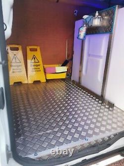 2015 Vivaro Window Cleaning Van New 800 Ltr Water Fed Pole System