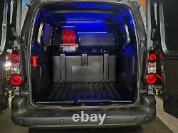 325/425L FaceLift Compact Van Mounted System