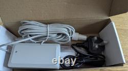 Automatic Electric Window Cleaning Robot with Water Spray and Remote Control