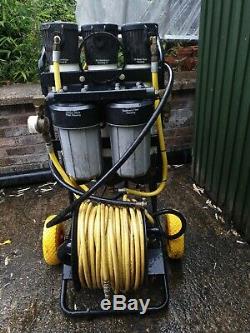IPC Eagle Water Fed Pole Trolley Window cleaning System GWO Delivery extra