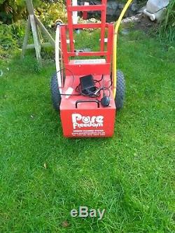 Pure Water Fed Pole Trolley Window Cleaning System Containers and Pole kit used