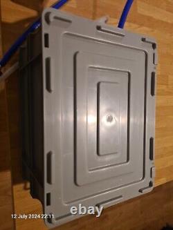 Remote control Water Pump in a case with battery ready to go WFP Windows/Solar