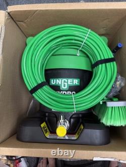 UNGER UNLK1 Water-Fed Window Cleaning System, Blk/Grn Missing Pole See Photo Read