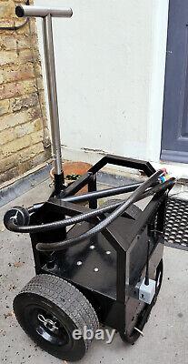 WASH2O Window Cleaning Trolley with Remote Control