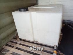 Water tank, 400 Litre Baffled for Car Valeting and Window Cleaning. Drive Clean