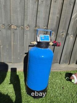 Window Cleaning Equipment. Pure Water, Qleen Purastart Mini Base Station. DI