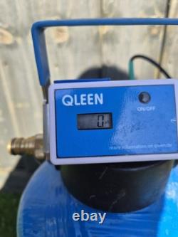 Window Cleaning Equipment. Pure Water, Qleen Purastart Mini Base Station. DI