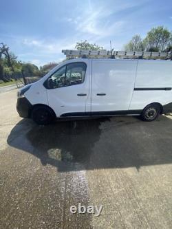 Window cleaning system van delivery hot water
