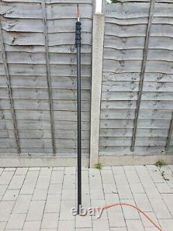 X line high modulus carbon fibre Water fed pole window cleaning very very light