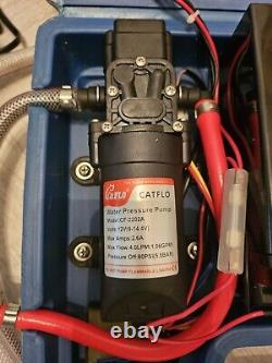 Bayersan Boîte de Pompe Batterie 12v & Pompe 80 psi, Pulvérisateur Portable pour Nettoyage de Fenêtres