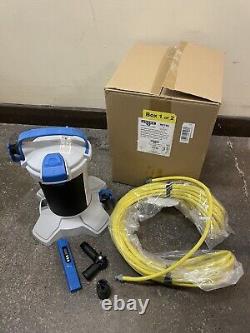 Kit de nettoyage à l'eau pure Unger sans perche télescopique ni tête de brosse, neuf dans la boîte.