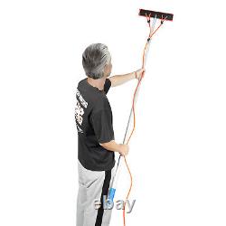 Outil de brosse de nettoyage à mât alimenté par eau de 26 pieds pour nettoyer les fenêtres et les panneaux solaires.