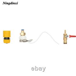 Outil de brosse de nettoyage à perche alimentée par eau de 26 pieds pour le nettoyage des fenêtres et des panneaux solaires.