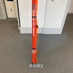 Pôle et brosse de nettoyage de fenêtres alimentés en eau en fibre de carbone Endura ECF45ft