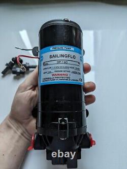 Pompe 12 Volts 160 Psi 5,5 L/m pour Systèmes de Poteau d'Alimentation en Eau