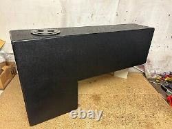 Réservoir d'eau d'arche de roue de 70 litres sur mesure pour le nettoyage des vitres de camping-car