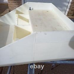 Réservoir d'eau de nettoyage de vitres personnalisé de 325L pour une personne dans un petit fourgon Caddy Connect Combo