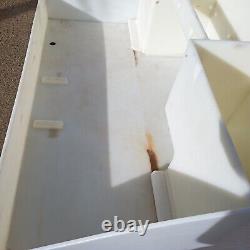 Réservoir d'eau de nettoyage de vitres personnalisé de 325L pour une personne dans un petit fourgon Caddy Connect Combo