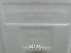 Réservoir d'eau en plastique de 250 litres à baffles pour le nettoyage des vitres, le camping et le nettoyage de voitures.