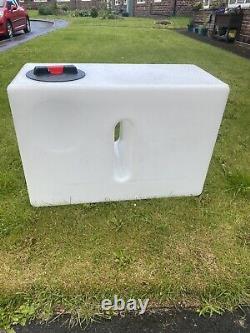 Réservoir d'eau en plastique vertical de 210L pour lavage de vitres et camping