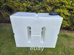 Réservoir d'eau vertical à chicanes de 650 litres, parfait pour le nettoyage de vitres et le lavage de voitures