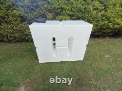 Réservoir d'eau vertical à chicanes de 650 litres, parfait pour le nettoyage de vitres et le lavage de voitures