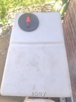 Réservoir de stockage d’eau pour nettoyage haute pression / réservoir pour nettoyage de vitres