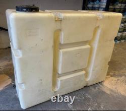 Réservoir de stockage d'eau vertical de 1000 litres avec séparateurs - Nettoyage de fenêtres, Nettoyage haute pression