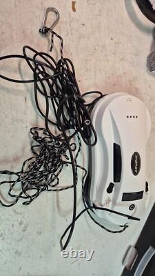 Robot de Nettoyage de Fenêtres AlfaBot, Robot Nettoyeur de Vitres X7 avec Spray d'Eau Double-Sidéal