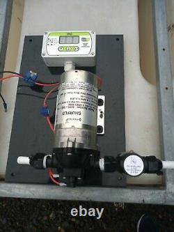 Système De Nettoyage De Fenêtre Pump Controller Tank Hose Reel 650 Litres. Poteau Alimenté Par L’eau