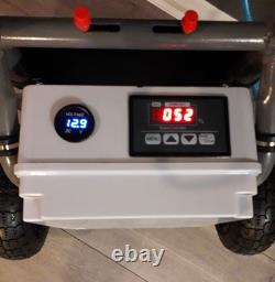 Système de Poteau Alimenté en Eau WFP Full Kit Plus Poteau de 25 pieds - Bobine de 10 m 2 Conteneurs
