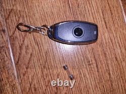 Système de chariot de nettoyage de fenêtres à pôle alimenté par eau de WFP avec pompe résistante aux produits chimiques