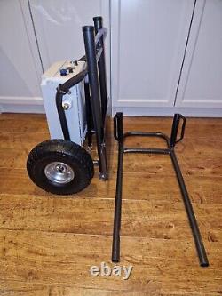 Système de chariot de nettoyage de fenêtres à pôle alimenté par l'eau du PAM avec pompe résistante aux produits chimiques