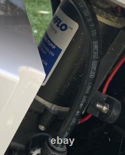 Système de chariot de nettoyage de fenêtres portable à eau pure Streamflo 25ltr