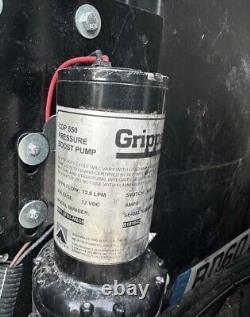 Système de filtre à eau RO pour le nettoyage des vitres Water Fed Grippatank / Liquid Logic