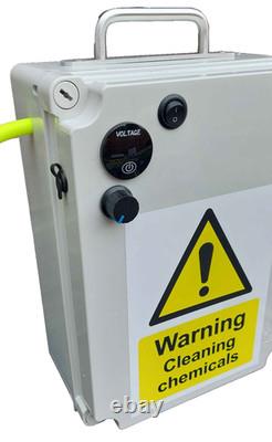 Système de nettoyage de fenêtres WFP avec pôle alimenté par eau, produit chimique softwash 12v 12ah WFP