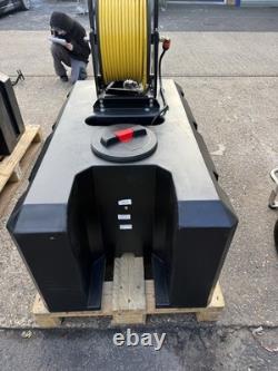 Système de nettoyage de fenêtres avec perche alimentée en eau 325 Facelift Compact (NOUVEAU)