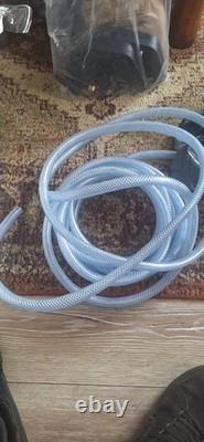 Système de nettoyage de vitres à perche alimentée en eau, vertical, 350 L, par Cleanlynk, jamais utilisé